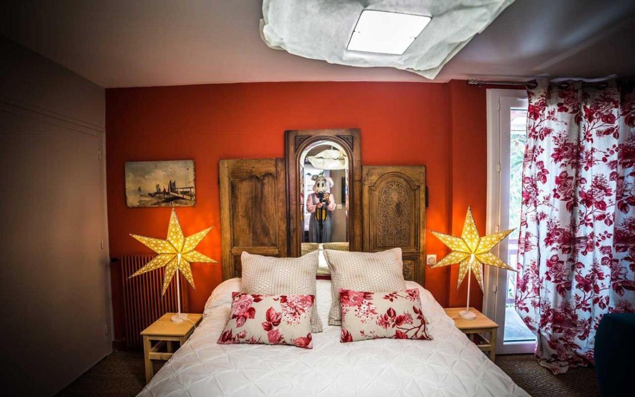 Les Chambres De Lily Carresse Esterno foto